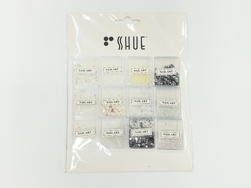 12 MINI BOX NAIL CHARM DECORATIONS/CLEAR/AB