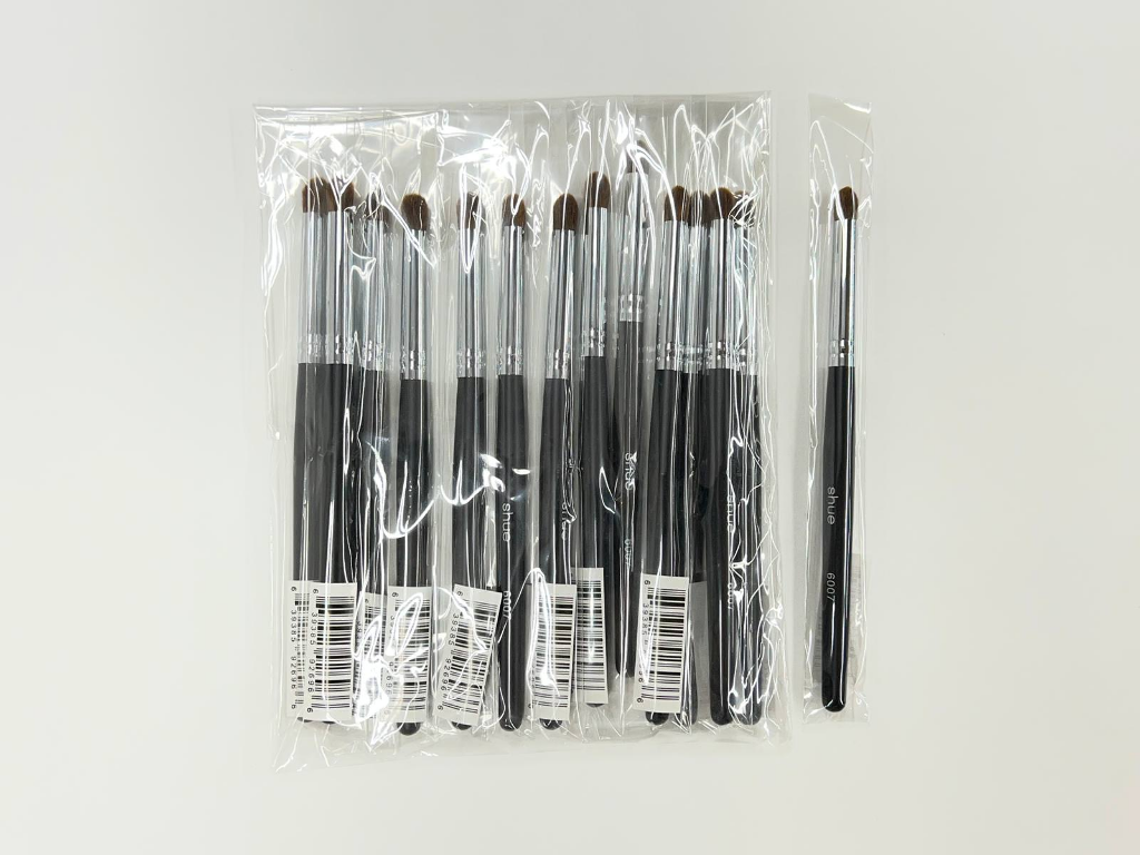 SHUE - 6007 EYESHADOW BRUSH