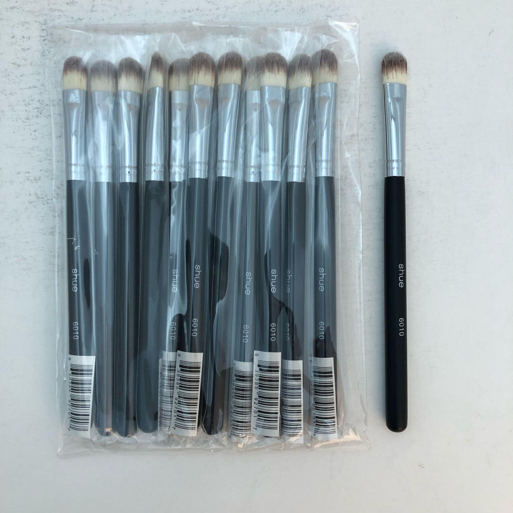 SHUE - 6010 EYESHADOW BRUSH